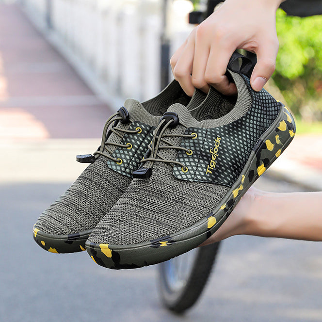 Unisex Wide-Toe Mesh Slip-On Shoes