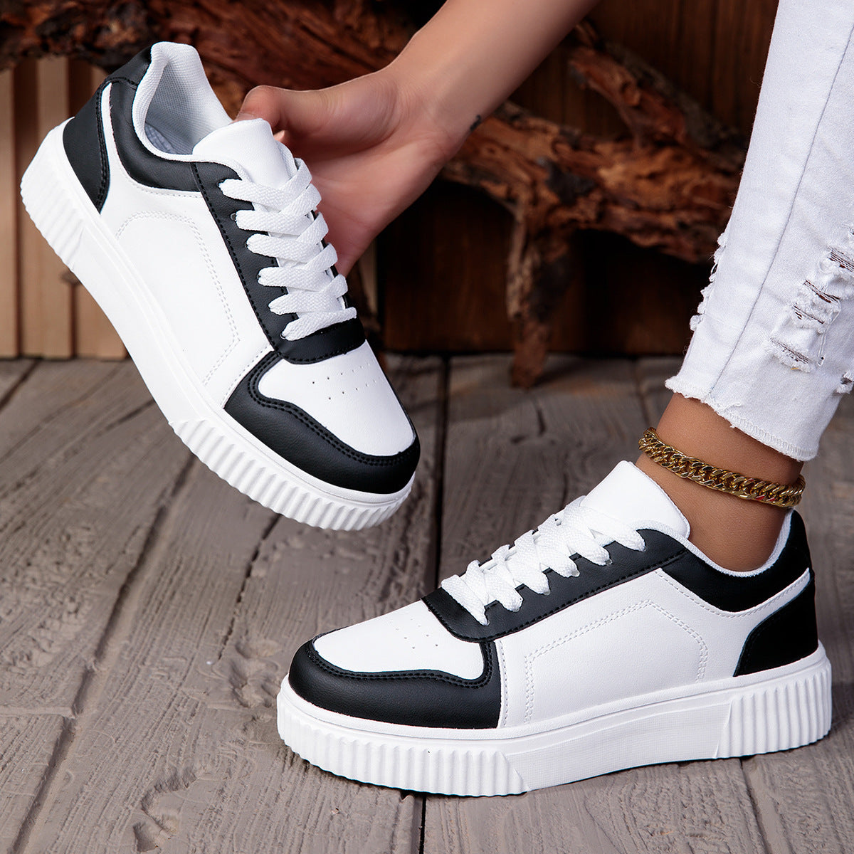 Unisex Everyday Athletic Shoes — product view