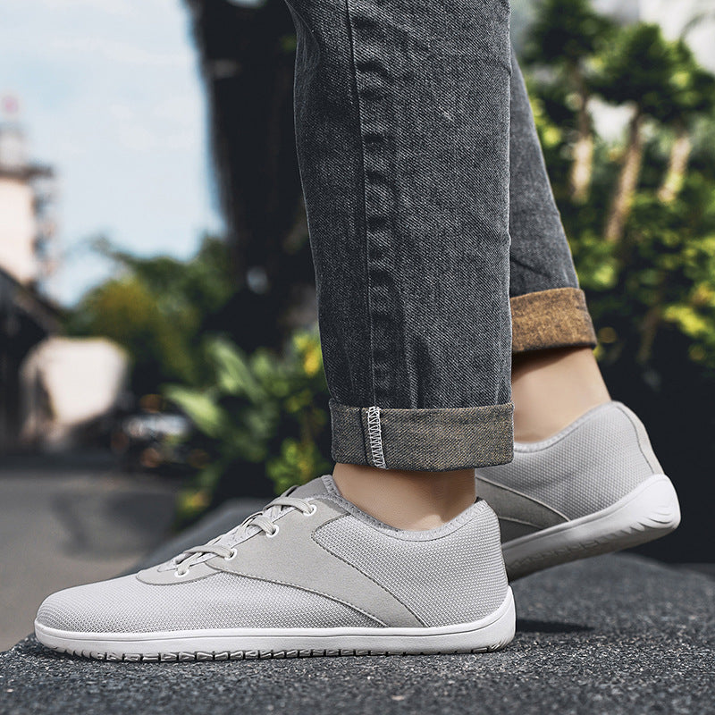 Men's Wide-Toe Casual Sneakers