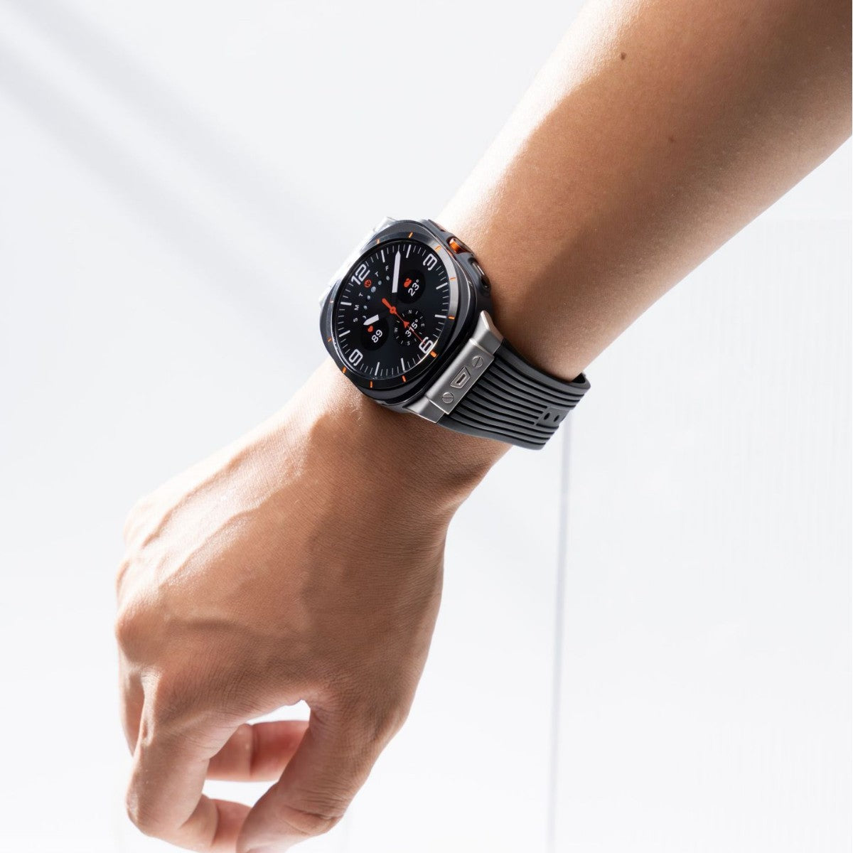 Silicone Watch Strap with Alloy Connector