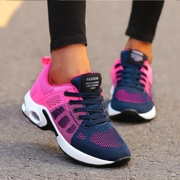 Women's Lightweight Athletic Walking Shoes — product view