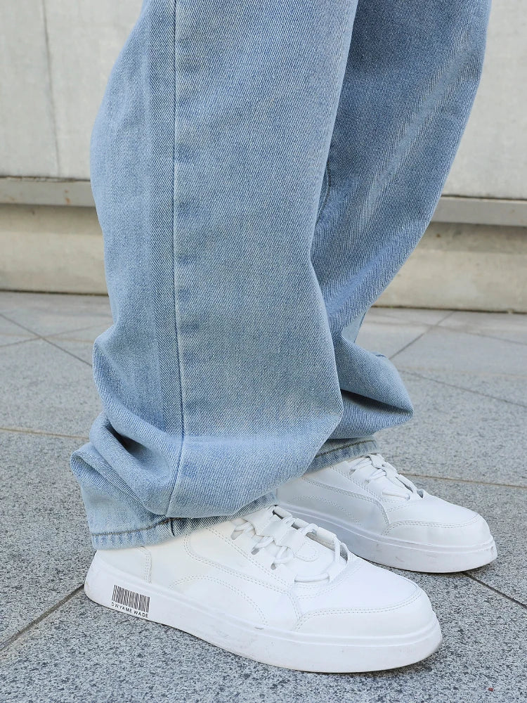 Men's Wide-Leg Stretch Denim Jeans — product view
