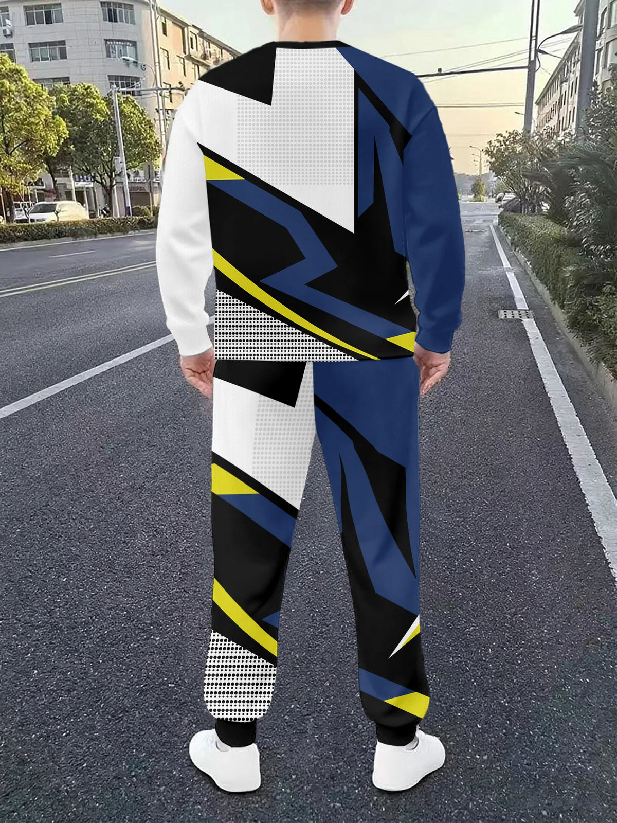 Men's Graphic Print Sweatshirt & Pants Set