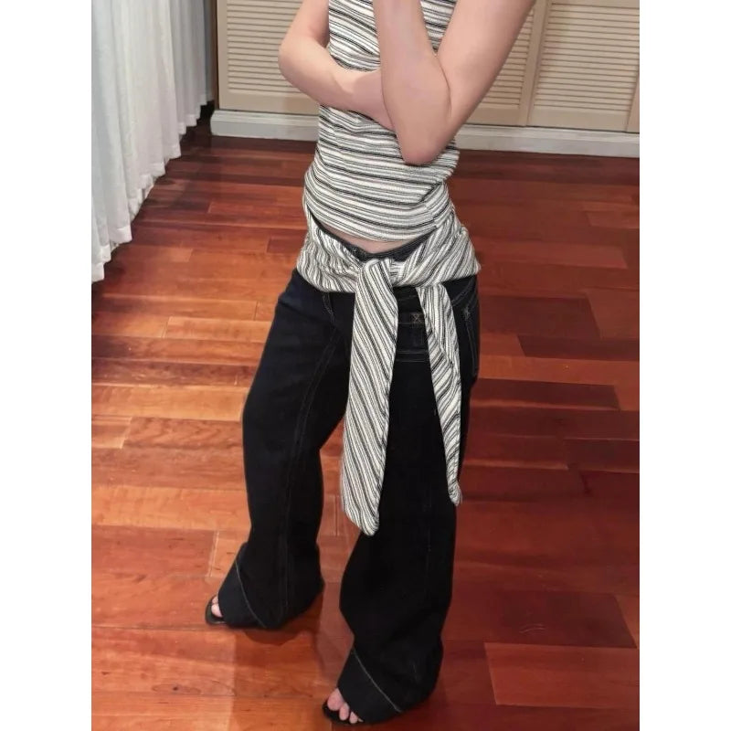 Women's Low-Rise Long Wide-Leg Jeans — product view