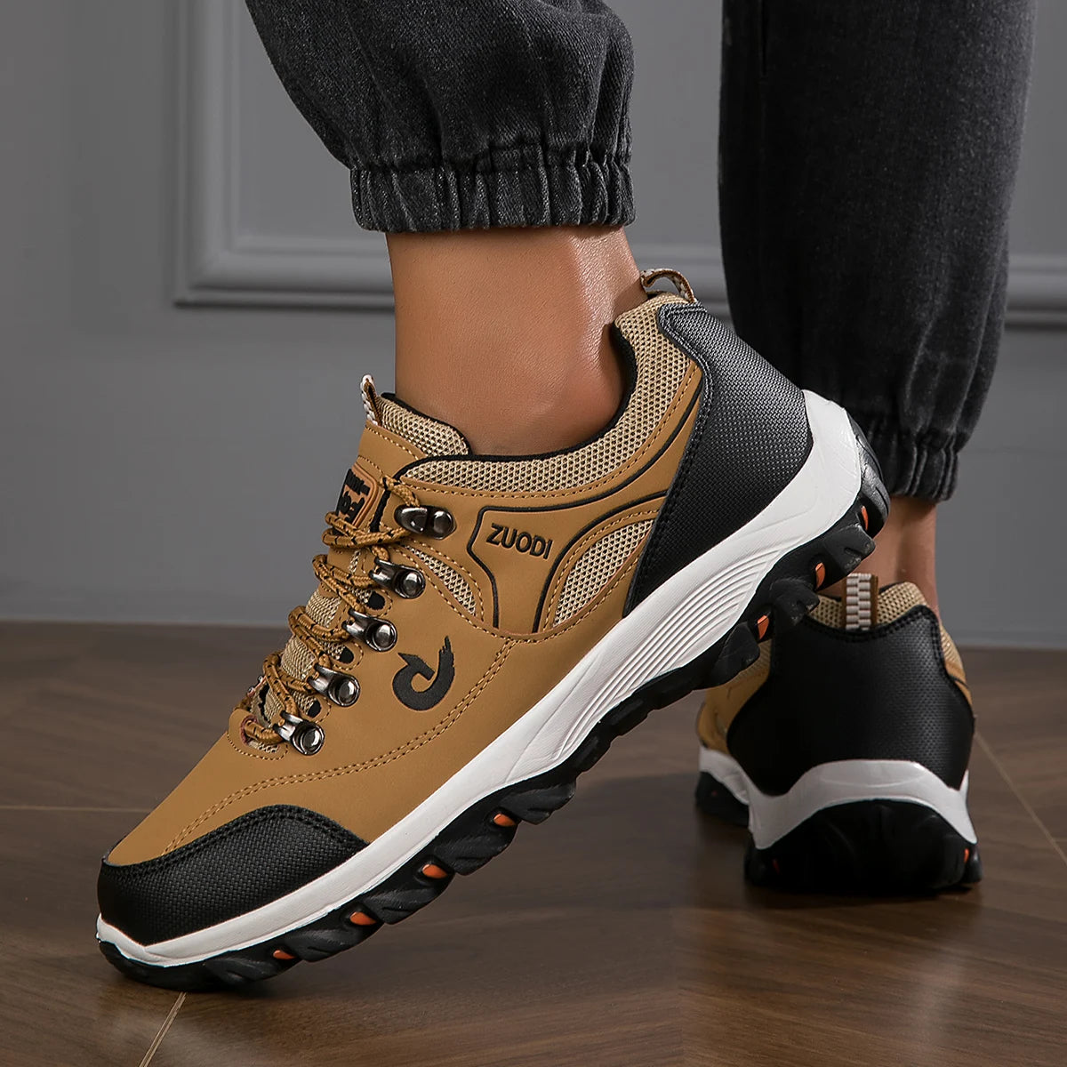 Men's Lightweight Outdoor Sneakers