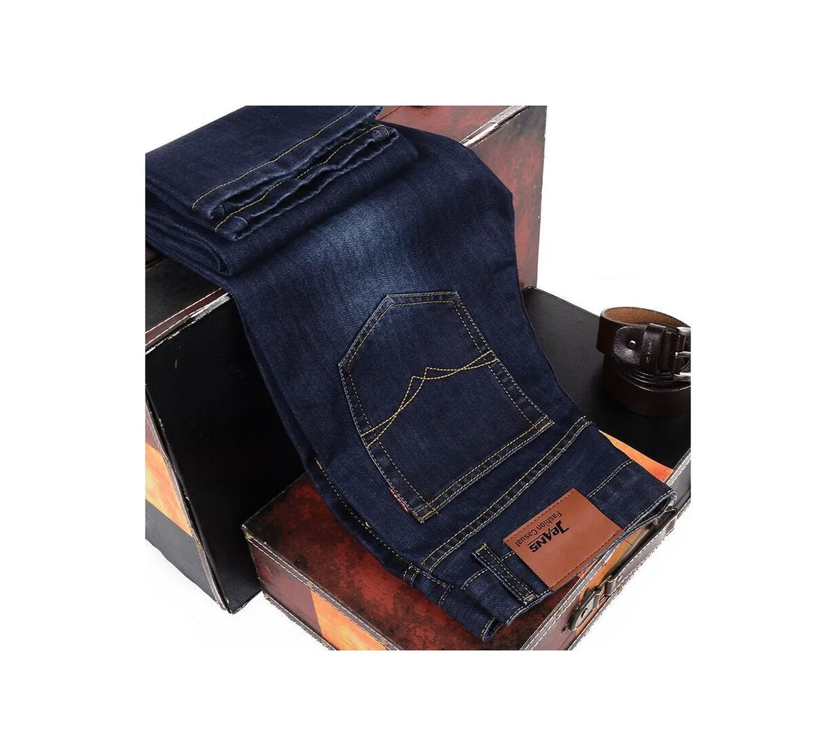 Men's Blue Straight-Leg Stretch Denim Jeans — product view