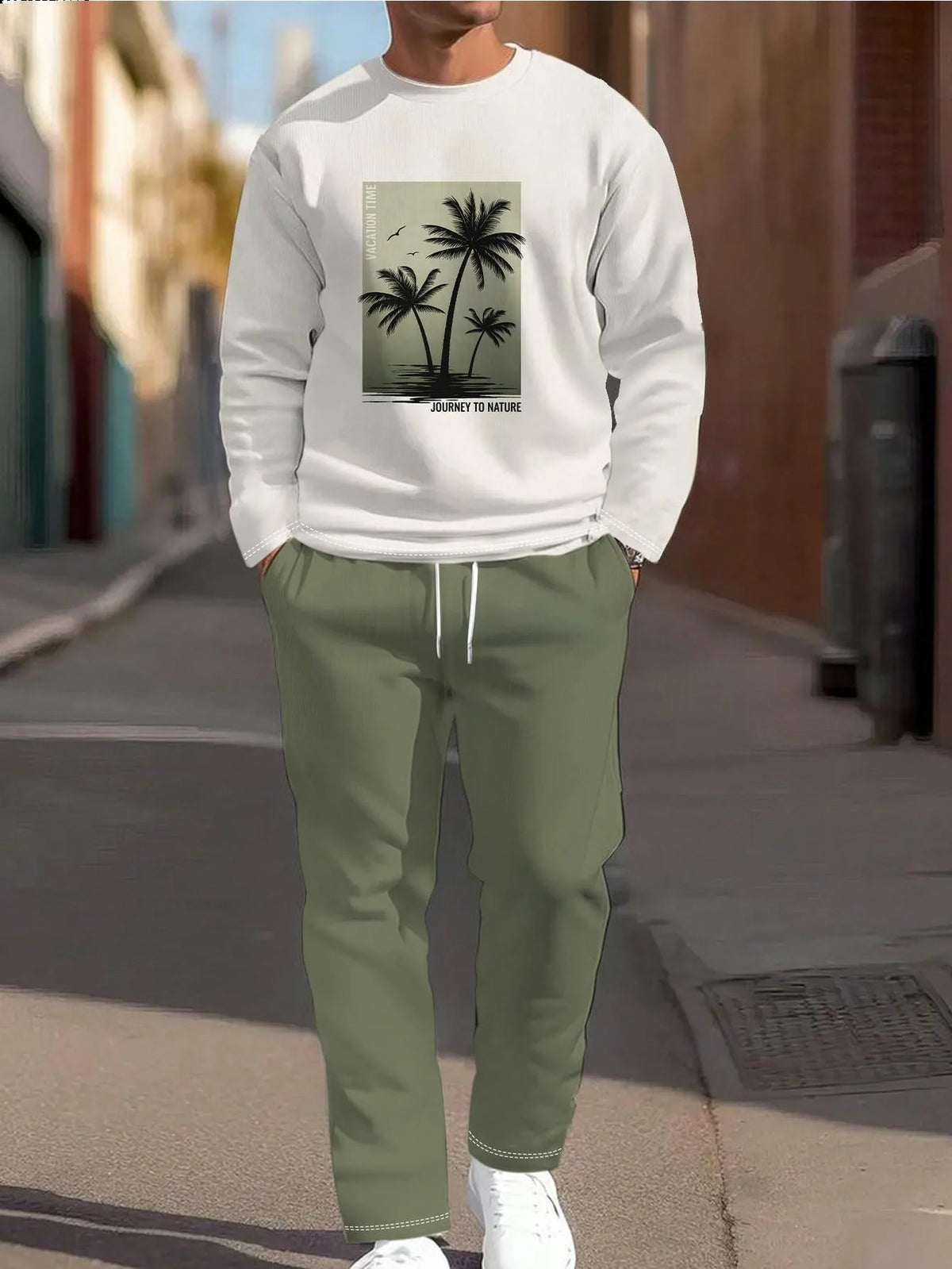 Men's Palm Tree Print Crew-Neck Sweatshirt