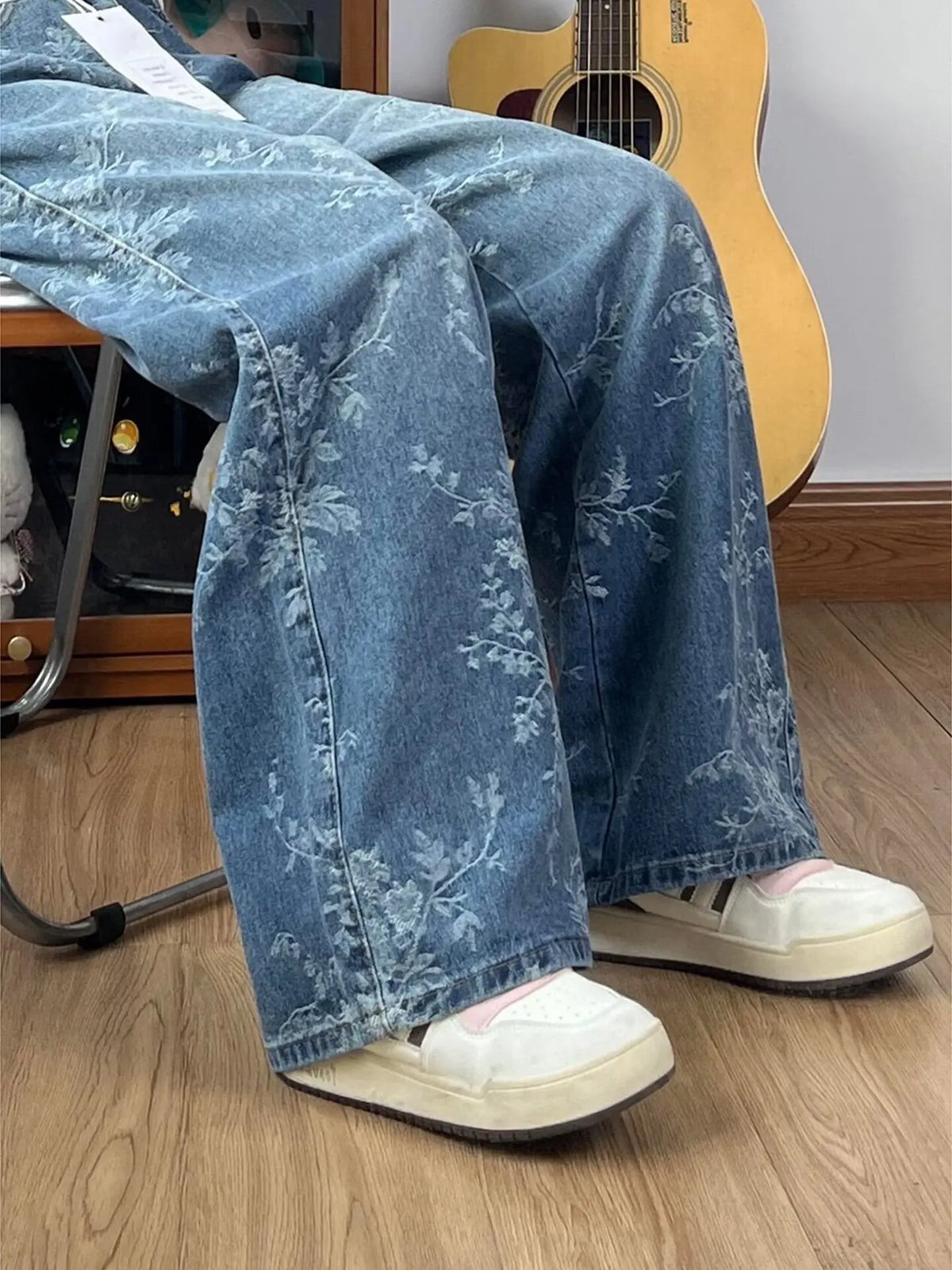 Women's High-Waist Embroidered Wide-Leg Jeans — product view