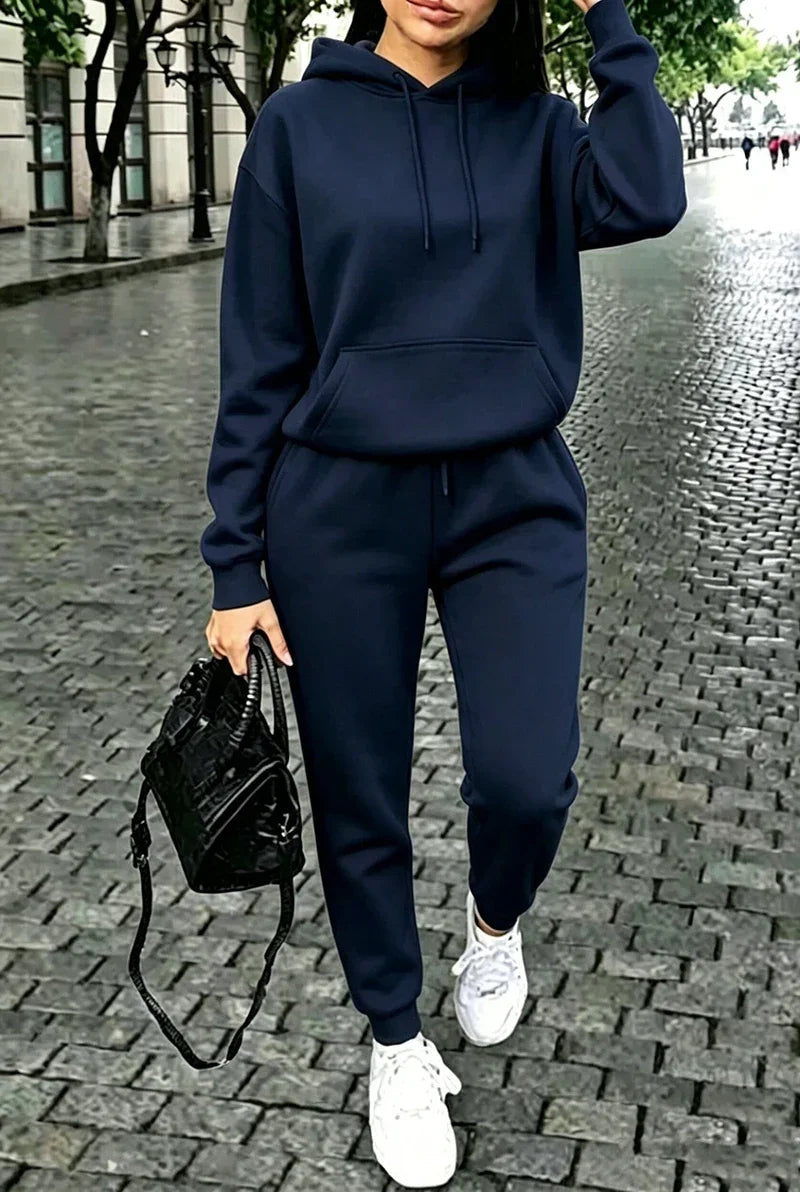 Women's Hoodie & Jogger Outfit Options