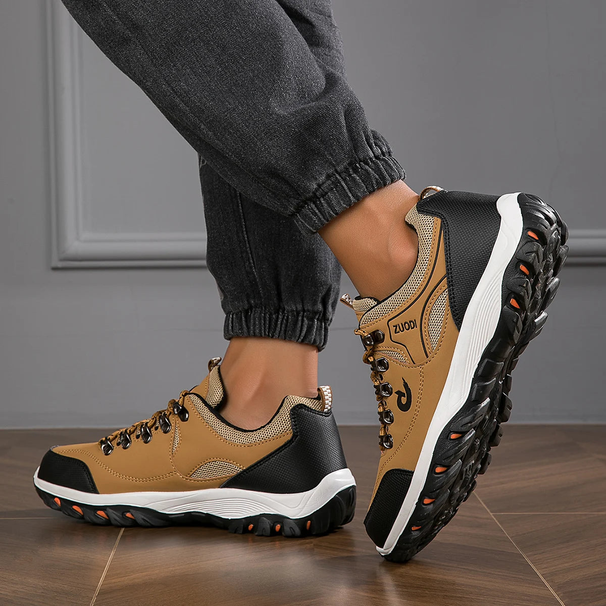 Men's Lightweight Outdoor Sneakers