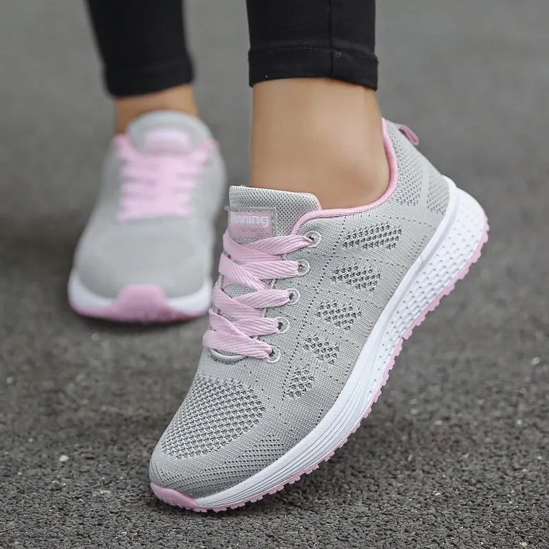 Women's Casual Mesh Athletic Shoes — product view