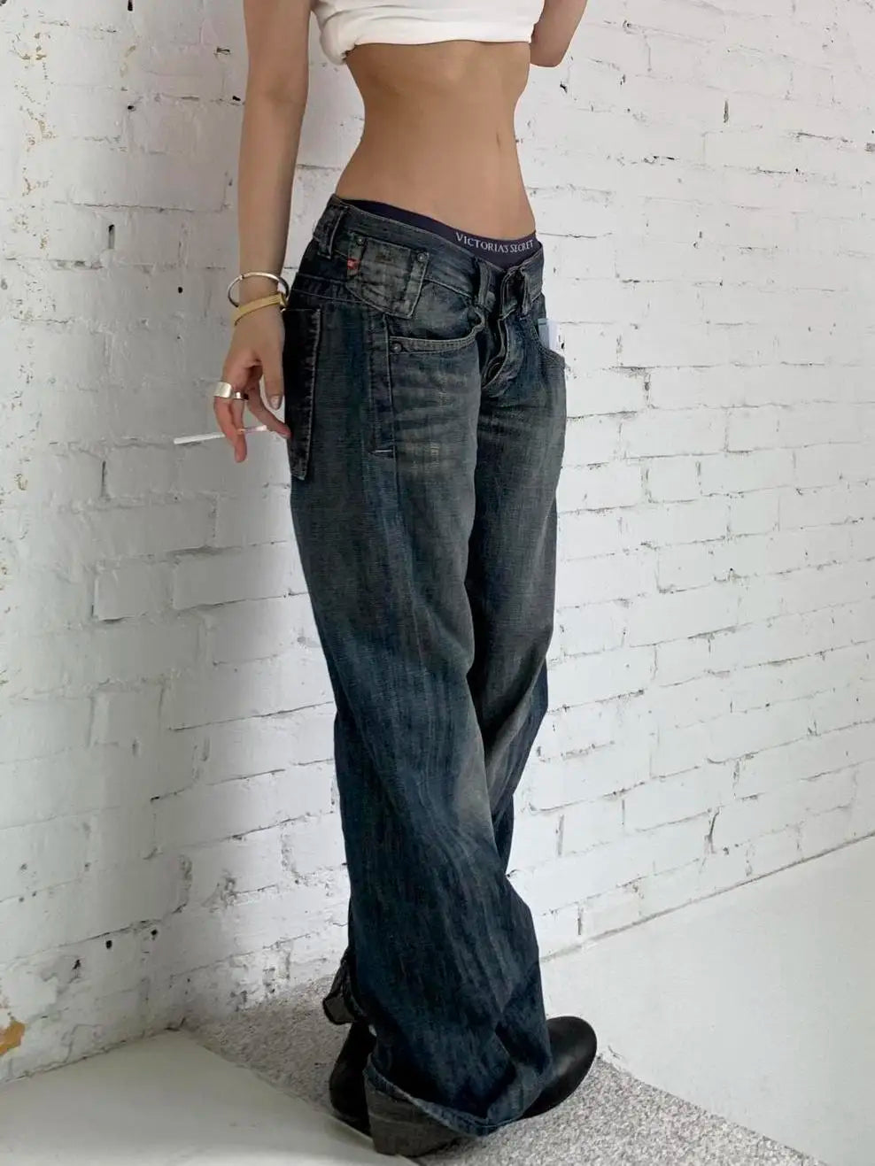 Women's Blue Baggy Vintage-Style Jeans — product view