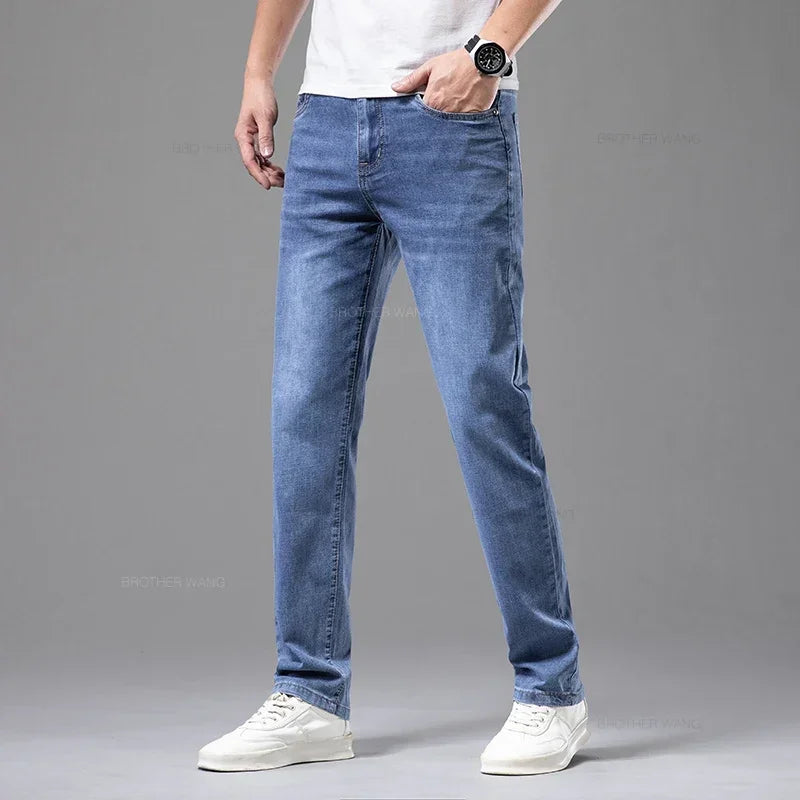 Men's Light Gray Straight-Leg Stretch Denim Jeans - Lightweight — product view