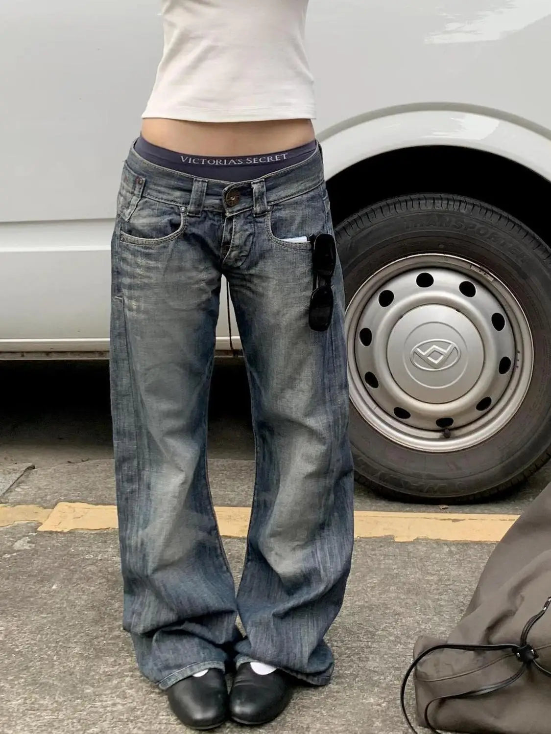 Women's Blue Baggy Vintage-Style Jeans — product view