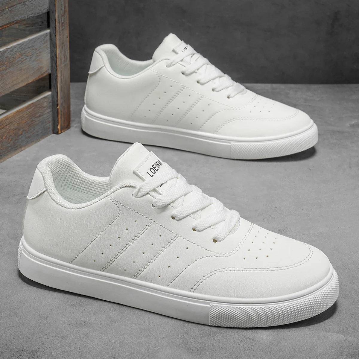 Men's Monochrome Low-Top Casual Sneakers