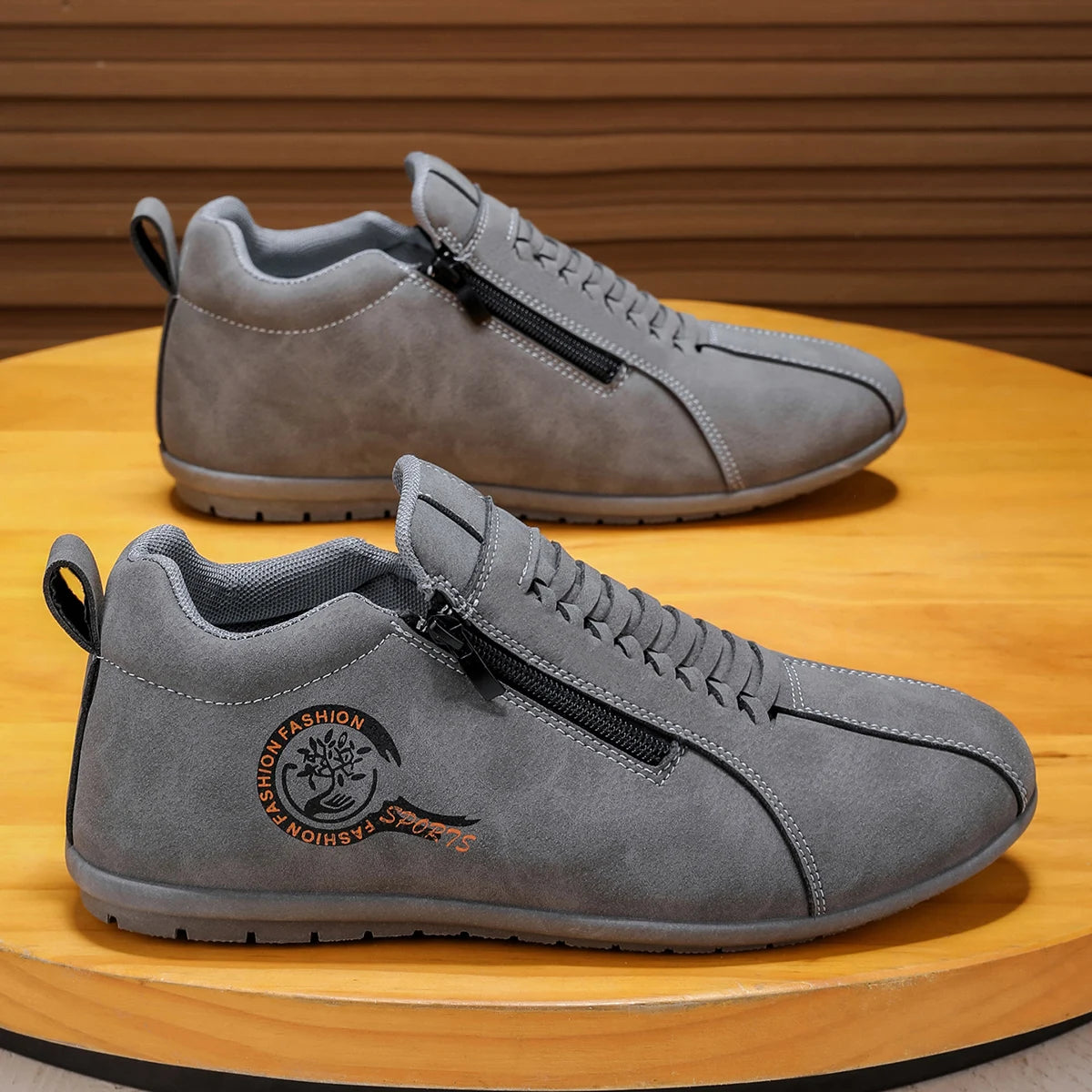 Men's Textured Low-Top Lace-Up Canvas Sneakers
