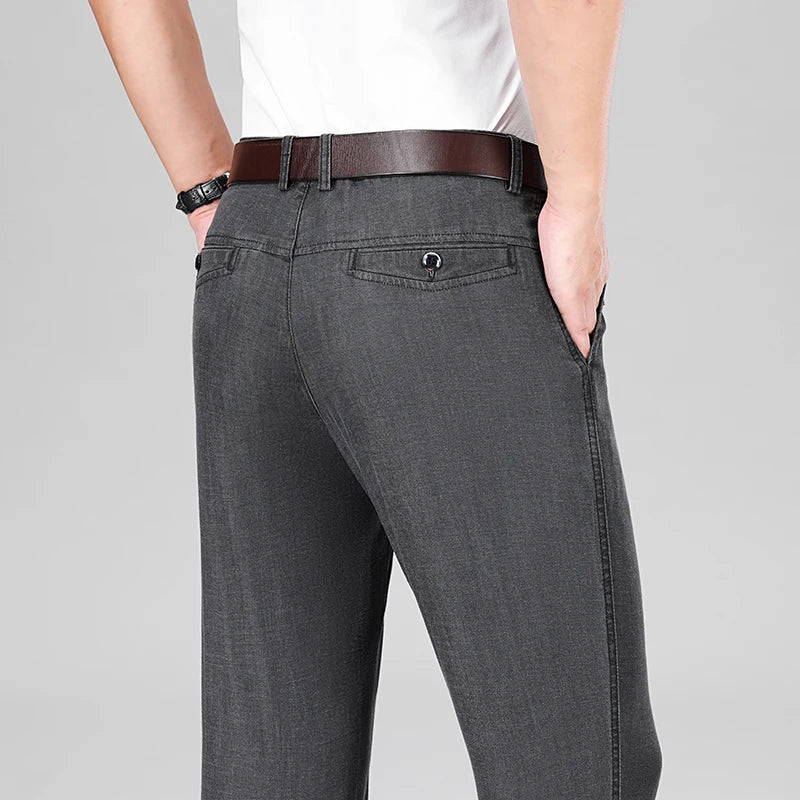Men's Gray Loose Fit Stretch Denim Jeans - Lightweight — product view