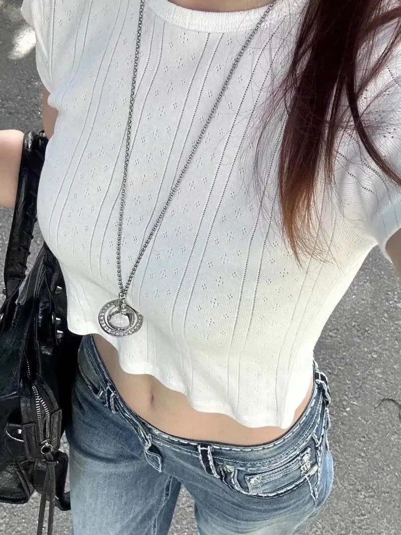Women's Relaxed Cargo Jeans — product view