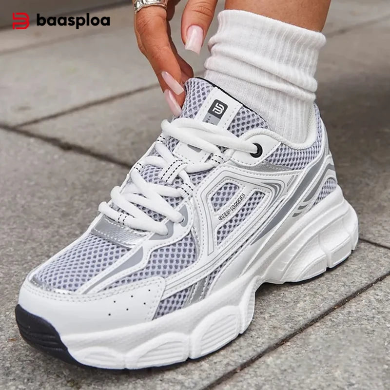 Women's Lightweight Mesh Jogging Sneakers — product view