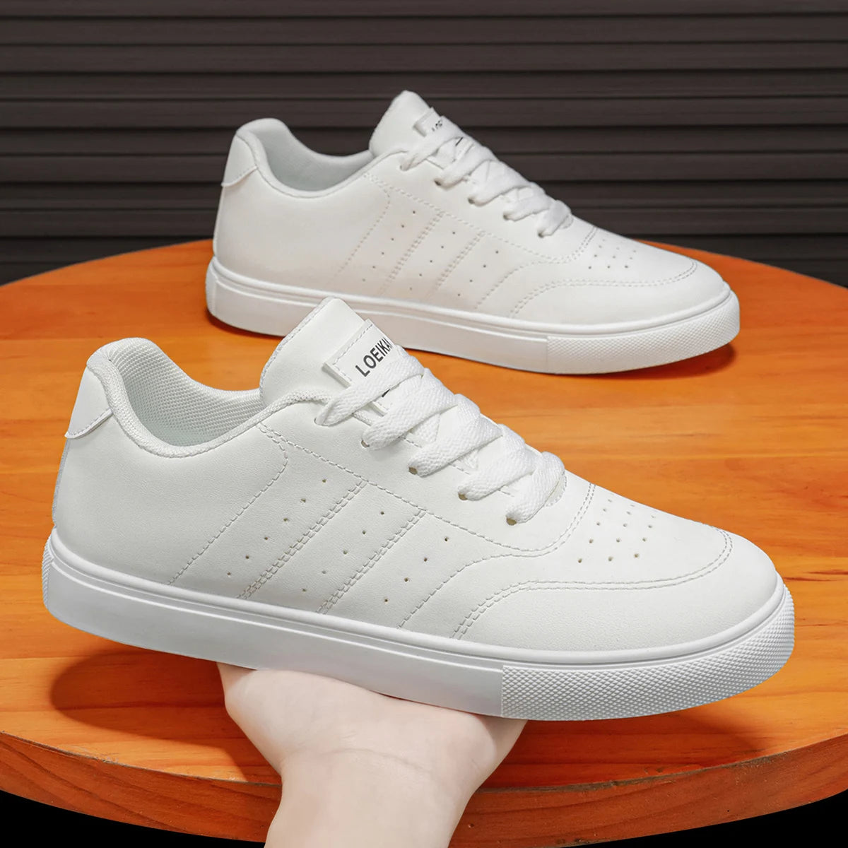 Men's Monochrome Low-Top Casual Sneakers