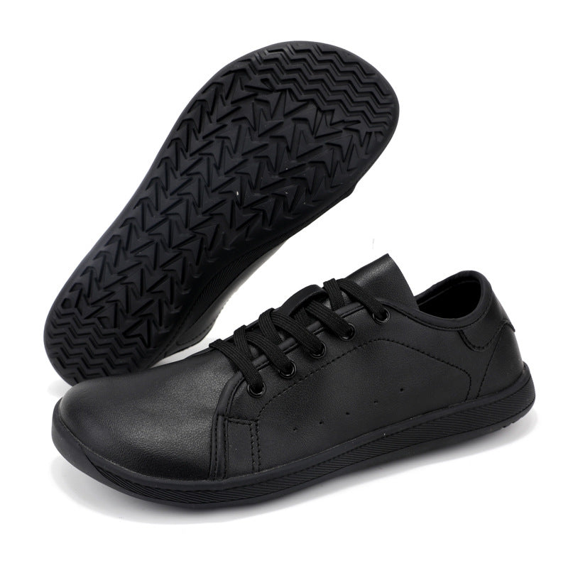 Wide-Toe Outdoor Casual Shoes