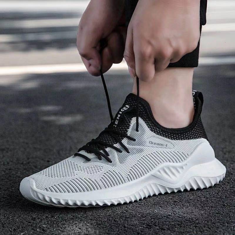 Men's Breathable Woven Mesh Shoes — product view