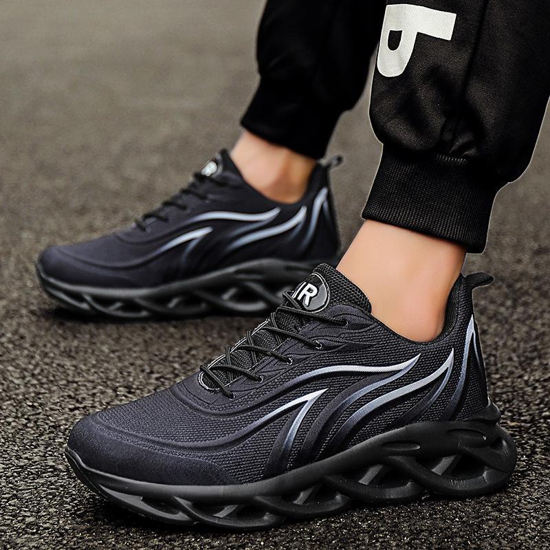 Everyday Casual Athletic Shoes — product view