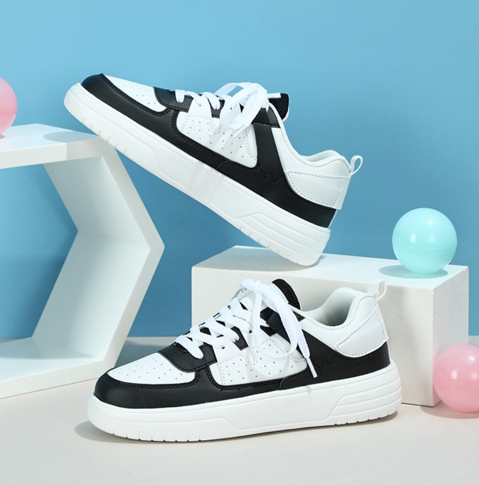 White Breathable Casual Shoes