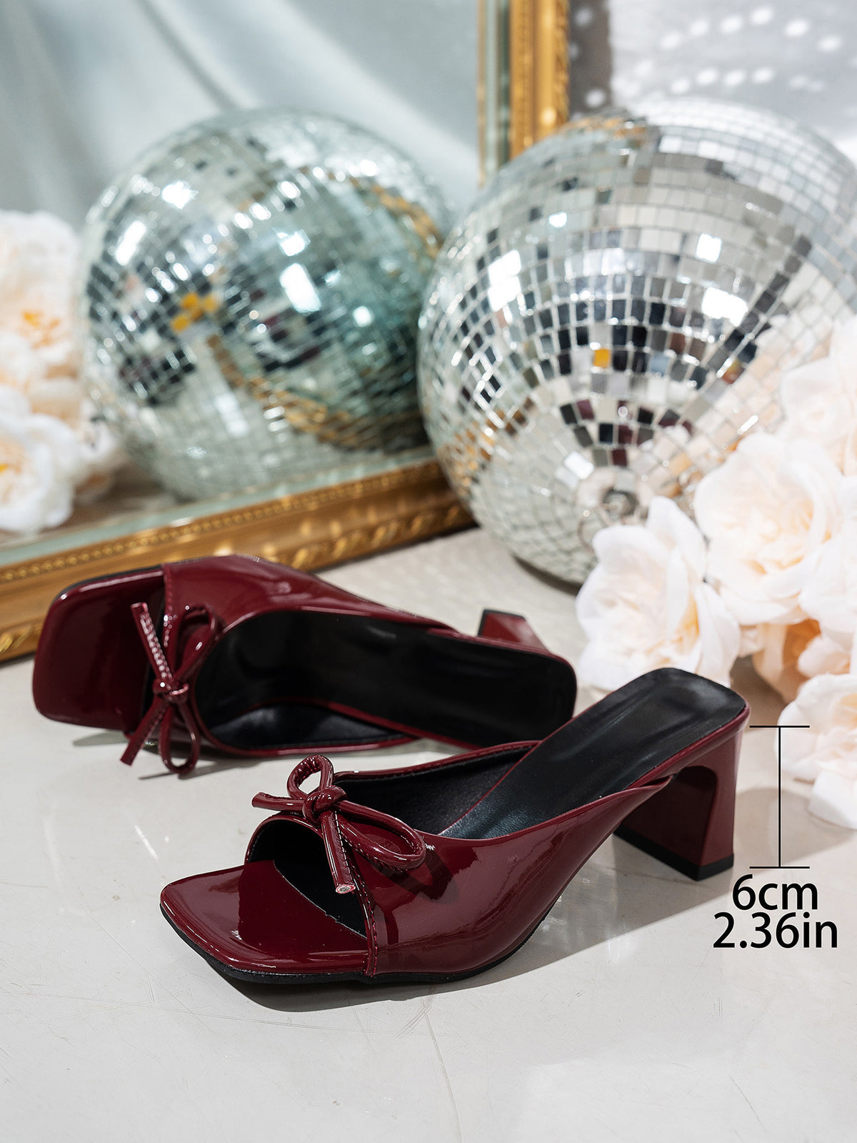 Women's Bow Detail Square-Toe Block Heel Sandals