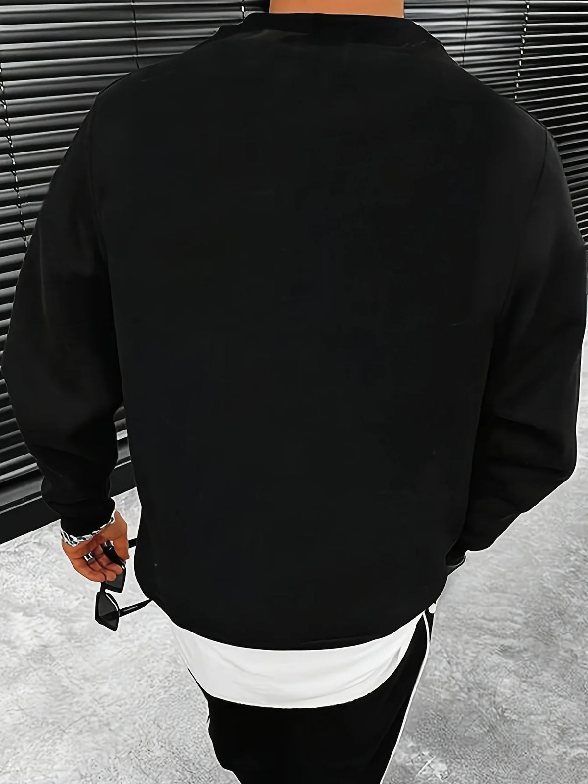 Men's Graphic Print Crew-Neck Sweatshirt