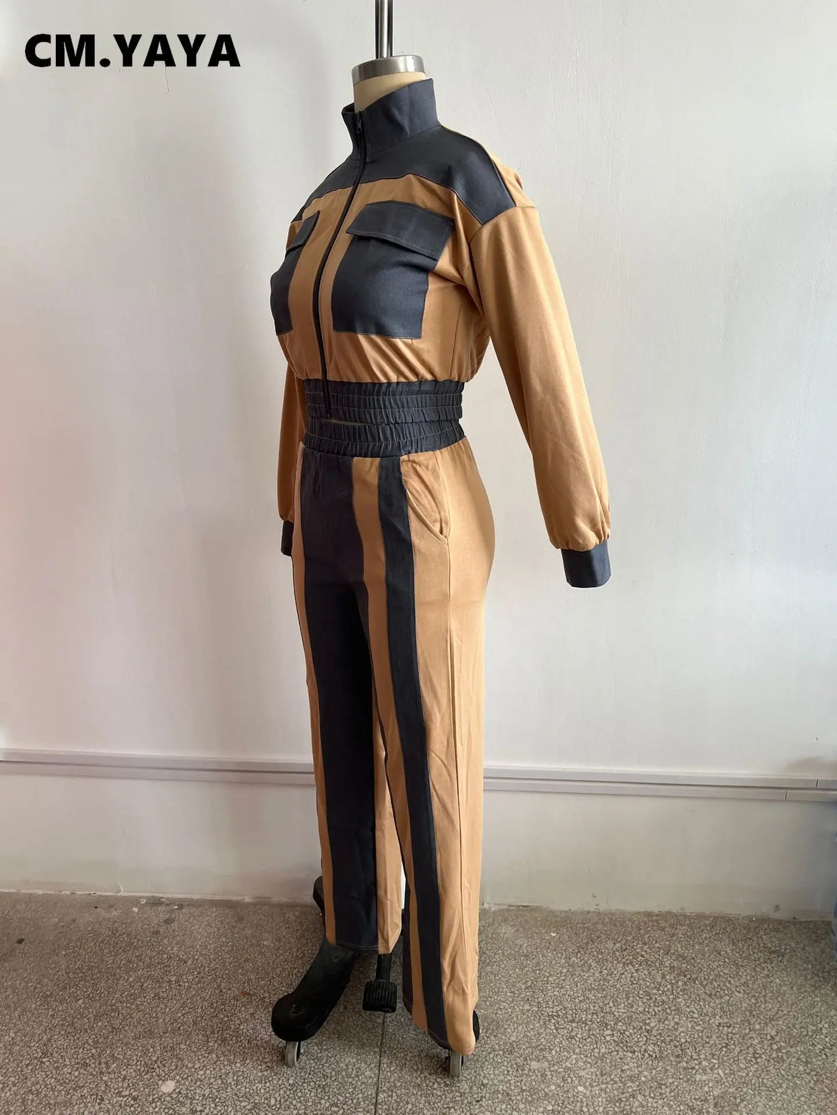 Women's Relaxed Jacket & Cargo Pants Set