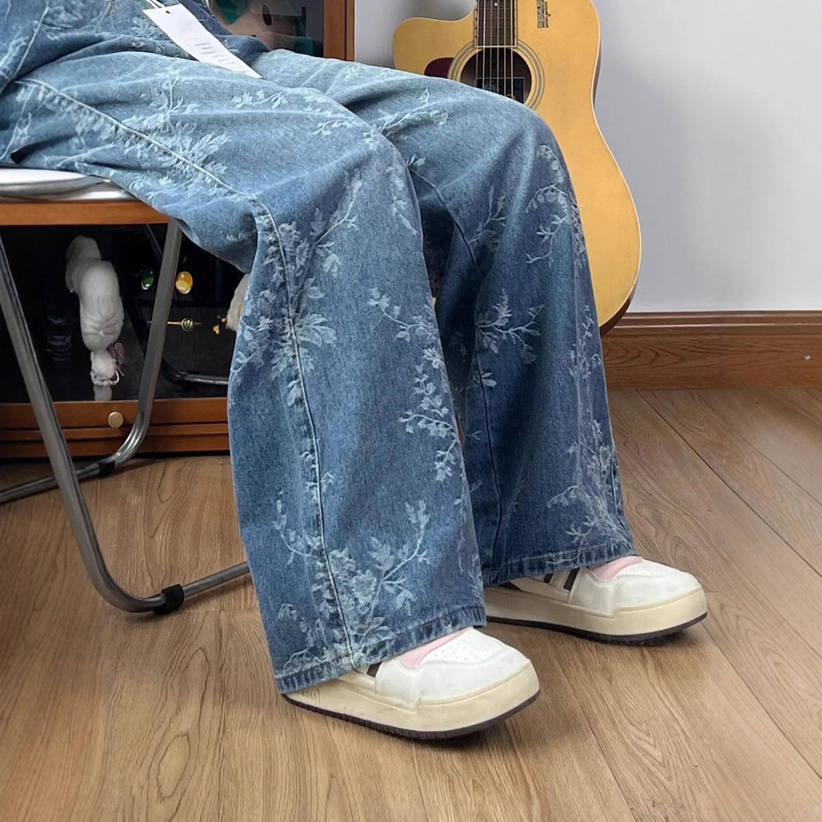 Women's High-Waist Embroidered Wide-Leg Jeans — product view