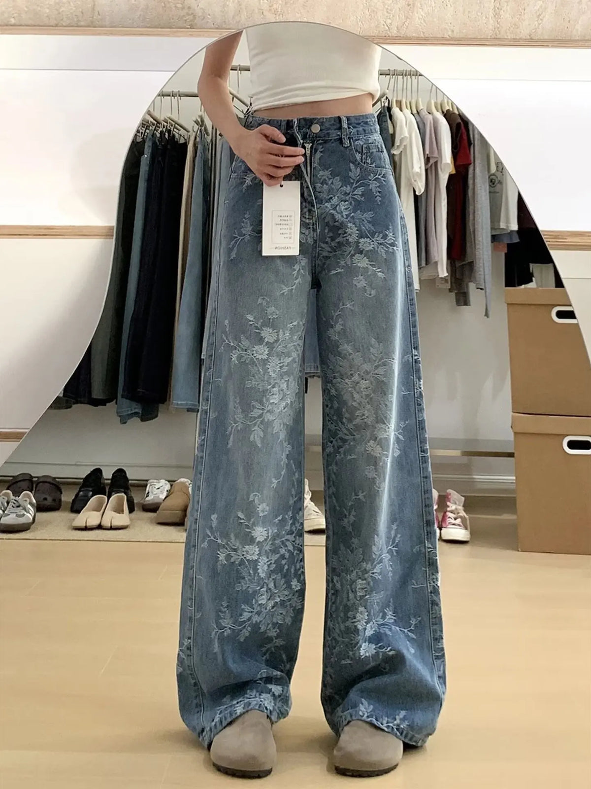 Women's High-Waist Embroidered Wide-Leg Jeans — product view