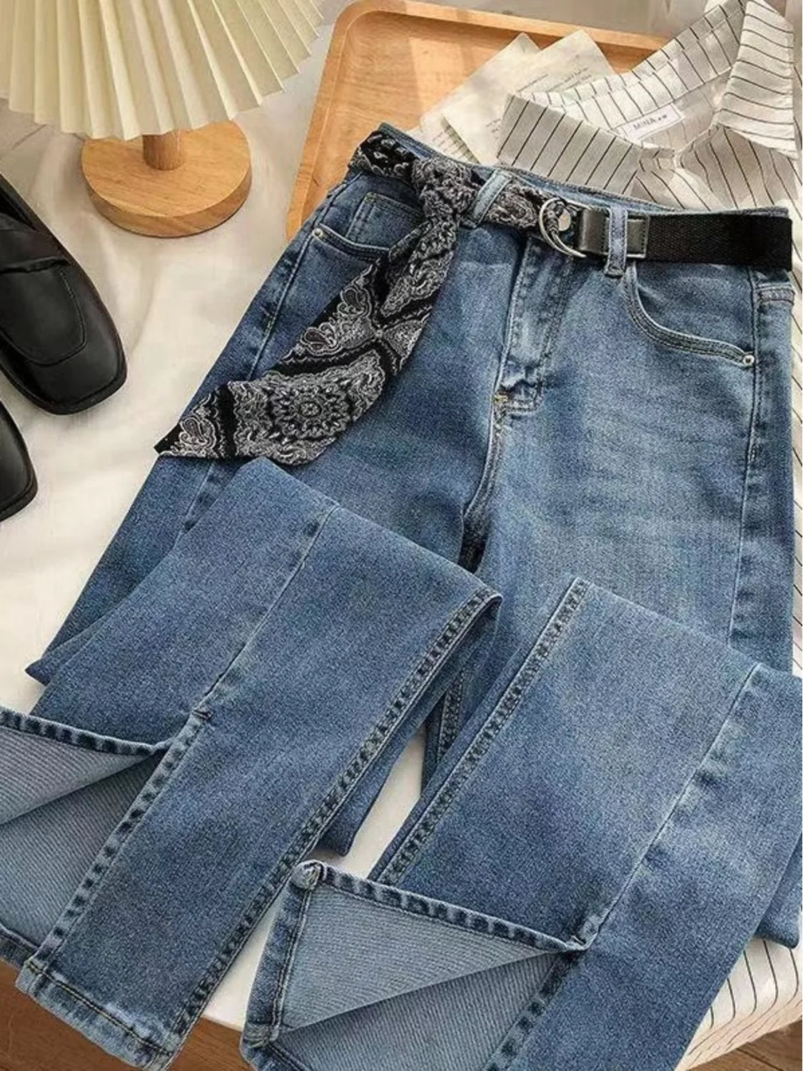 Women's Vintage High-Waist Wide-Leg Jeans — product view