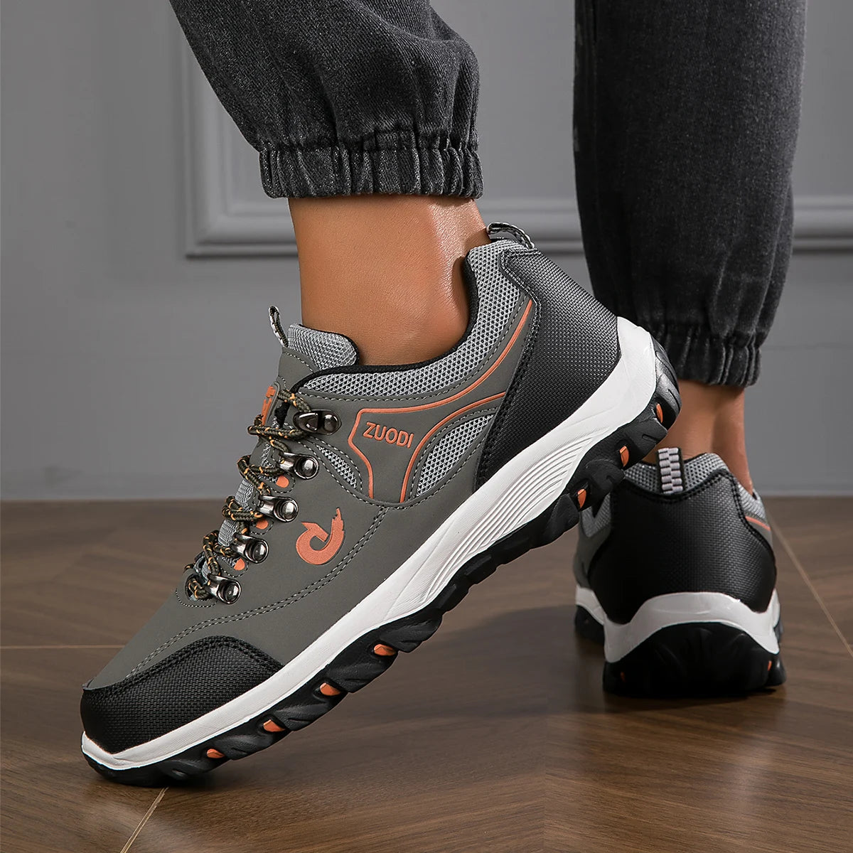 Men's Lightweight Outdoor Sneakers