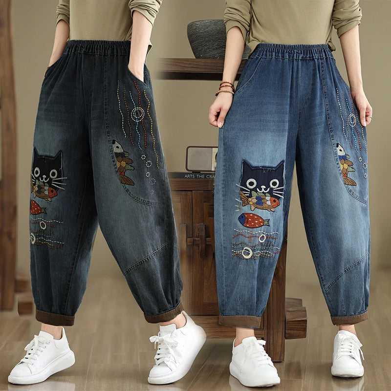 Women's Owl-Embroidered Cropped Jeans — product view