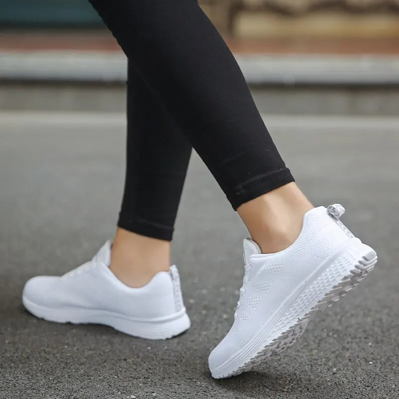 Women's Casual Mesh Athletic Shoes — product view
