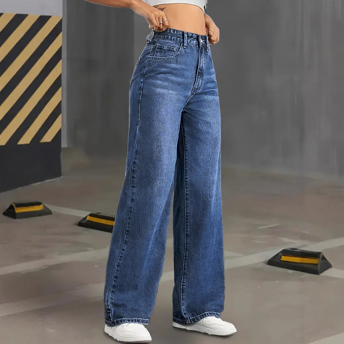 Women's Casual High-Waist Straight-Leg Jeans — product view