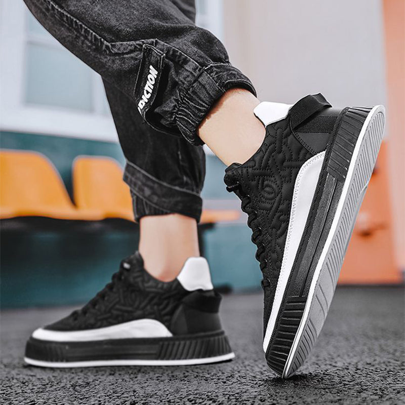 Everyday Casual Sports Sneakers — product view